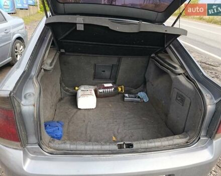 Серый Опель Вектра, объемом двигателя 2.2 л и пробегом 400 тыс. км за 4300 $, фото 4 на Automoto.ua