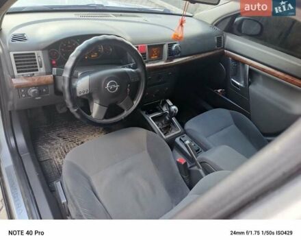 Сірий Опель Вектра, об'ємом двигуна 1.9 л та пробігом 385 тис. км за 3750 $, фото 11 на Automoto.ua