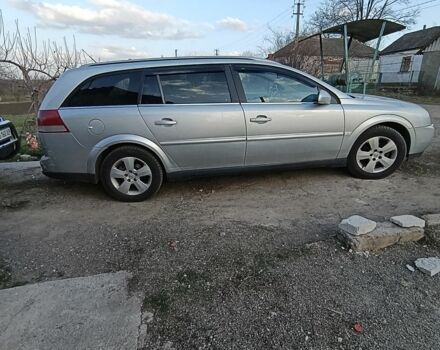 Серый Опель Вектра, объемом двигателя 2.2 л и пробегом 223 тыс. км за 3500 $, фото 4 на Automoto.ua