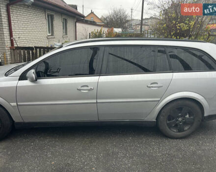 Серый Опель Вектра, объемом двигателя 1.9 л и пробегом 400 тыс. км за 5000 $, фото 3 на Automoto.ua