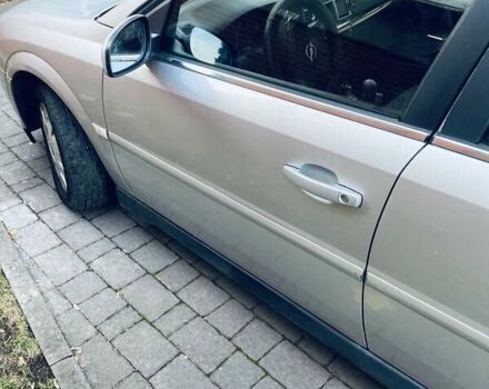 Серый Опель Вектра, объемом двигателя 1.9 л и пробегом 500 тыс. км за 3000 $, фото 1 на Automoto.ua