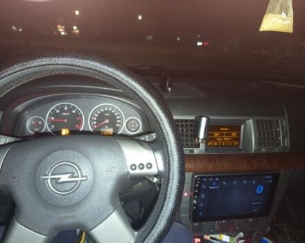 Серый Опель Вектра, объемом двигателя 1.9 л и пробегом 272 тыс. км за 5400 $, фото 4 на Automoto.ua