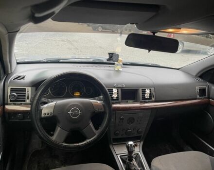 Сірий Опель Вектра, об'ємом двигуна 2.2 л та пробігом 290 тис. км за 2550 $, фото 5 на Automoto.ua