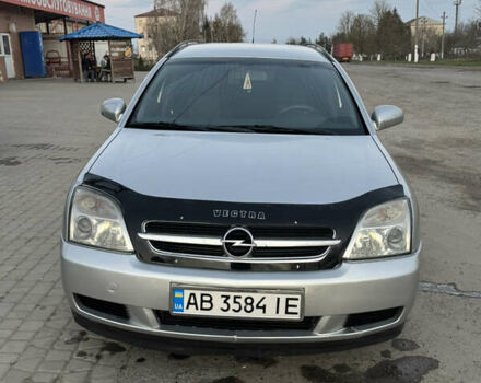 Серый Опель Вектра, объемом двигателя 2 л и пробегом 447 тыс. км за 5000 $, фото 1 на Automoto.ua