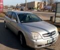 Сірий Опель Вектра, об'ємом двигуна 3.2 л та пробігом 200 тис. км за 3300 $, фото 1 на Automoto.ua