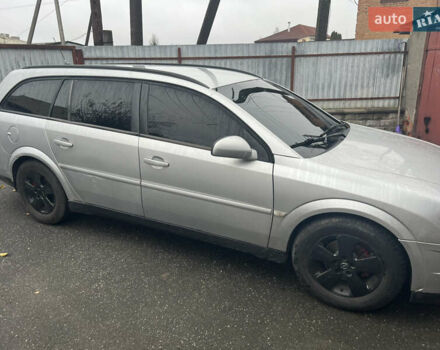 Серый Опель Вектра, объемом двигателя 1.9 л и пробегом 400 тыс. км за 5000 $, фото 1 на Automoto.ua