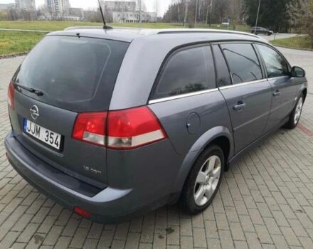 Серый Опель Вектра, объемом двигателя 1.9 л и пробегом 250 тыс. км за 3000 $, фото 1 на Automoto.ua