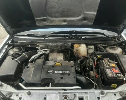 Серый Опель Вектра, объемом двигателя 2.2 л и пробегом 300 тыс. км за 2800 $, фото 7 на Automoto.ua