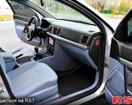 Сірий Опель Вектра, об'ємом двигуна 2 л та пробігом 182 тис. км за 4200 $, фото 5 на Automoto.ua