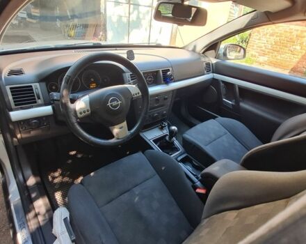 Сірий Опель Вектра, об'ємом двигуна 1.9 л та пробігом 350 тис. км за 3600 $, фото 6 на Automoto.ua