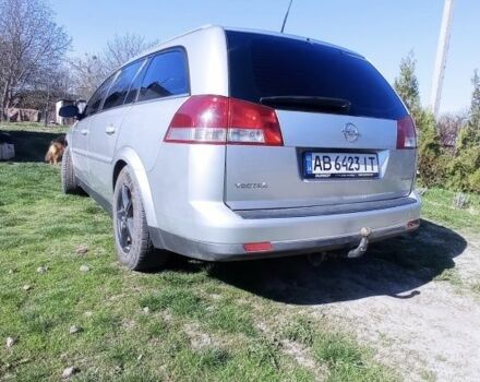 Серый Опель Вектра, объемом двигателя 2.2 л и пробегом 214 тыс. км за 4300 $, фото 3 на Automoto.ua