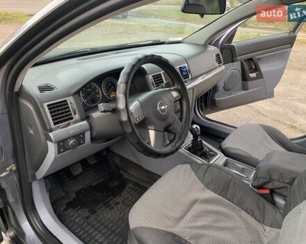 Опель Вектра 2004 в Киеве на Automoto.ua Серый Опель Вектра, объемом двигателя 2.02 л и пробегом 384 тыс. км за 3452 $, фото 82 на Automoto.ua
