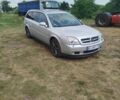 Сірий Опель Вектра, об'ємом двигуна 1 л та пробігом 300 тис. км за 4500 $, фото 1 на Automoto.ua