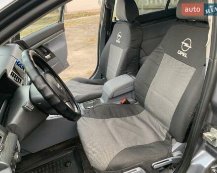 Опель Вектра 2004 в Киеве на Automoto.ua Серый Опель Вектра, объемом двигателя 2.02 л и пробегом 384 тыс. км за 3452 $, фото 73 на Automoto.ua