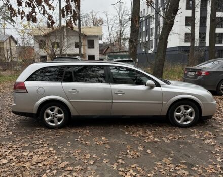 Сірий Опель Вектра, об'ємом двигуна 1.9 л та пробігом 361 тис. км за 2750 $, фото 4 на Automoto.ua