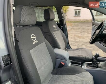 Опель Вектра 2004 в Киеве на Automoto.ua Серый Опель Вектра, объемом двигателя 2.02 л и пробегом 384 тыс. км за 3452 $, фото 64 на Automoto.ua