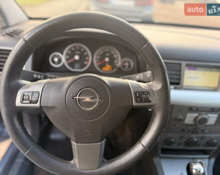 Сірий Опель Вектра, об'ємом двигуна 2 л та пробігом 220 тис. км за 3550 $, фото 4 на Automoto.ua