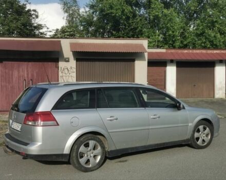 Серый Опель Вектра, объемом двигателя 2.2 л и пробегом 340 тыс. км за 1700 $, фото 1 на Automoto.ua