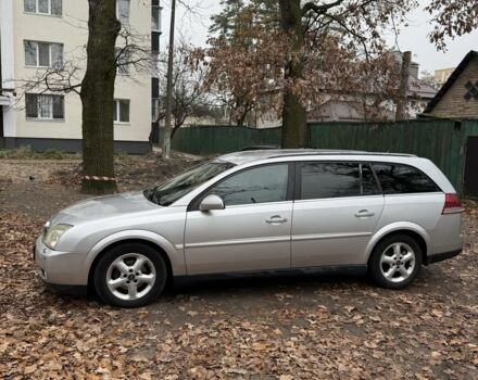 Сірий Опель Вектра, об'ємом двигуна 1.9 л та пробігом 361 тис. км за 2750 $, фото 1 на Automoto.ua