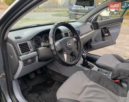 Опель Вектра 2004 в Киеве на Automoto.ua Серый Опель Вектра, объемом двигателя 2.02 л и пробегом 384 тыс. км за 3452 $, фото 81 на Automoto.ua