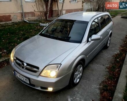 Сірий Опель Вектра, об'ємом двигуна 1.91 л та пробігом 256 тис. км за 4000 $, фото 1 на Automoto.ua