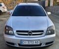 Серый Опель Вектра, объемом двигателя 2.2 л и пробегом 300 тыс. км за 3500 $, фото 4 на Automoto.ua