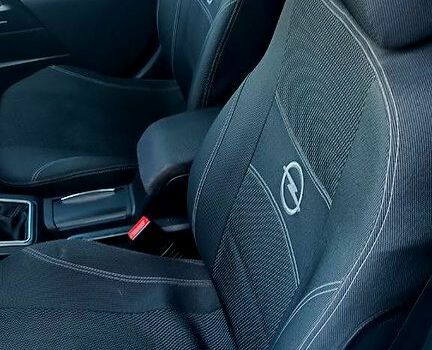 Сірий Опель Вектра, об'ємом двигуна 1.8 л та пробігом 218 тис. км за 3800 $, фото 2 на Automoto.ua