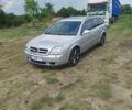 Сірий Опель Вектра, об'ємом двигуна 1 л та пробігом 300 тис. км за 4500 $, фото 1 на Automoto.ua