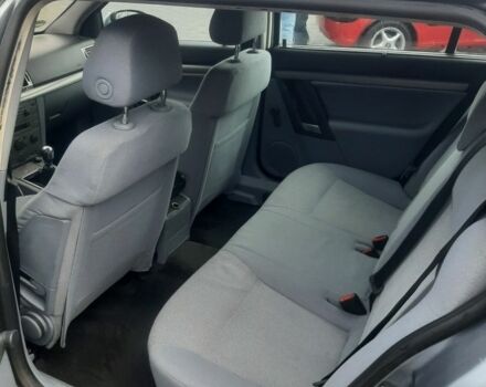 Серый Опель Вектра, объемом двигателя 2.2 л и пробегом 300 тыс. км за 2800 $, фото 5 на Automoto.ua