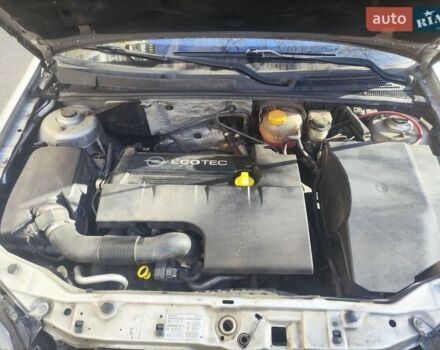 Сірий Опель Вектра, об'ємом двигуна 2.2 л та пробігом 235 тис. км за 4200 $, фото 27 на Automoto.ua