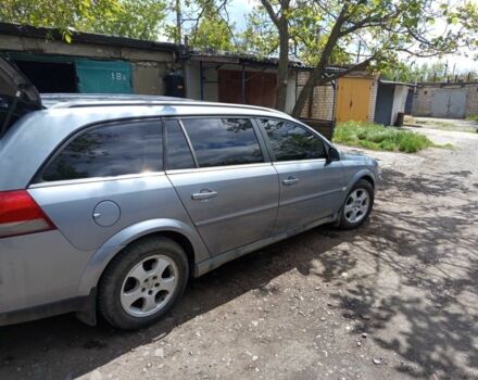 Серый Опель Вектра, объемом двигателя 1.9 л и пробегом 272 тыс. км за 5400 $, фото 1 на Automoto.ua