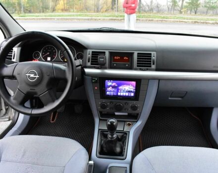 Сірий Опель Вектра, об'ємом двигуна 2 л та пробігом 182 тис. км за 4200 $, фото 11 на Automoto.ua