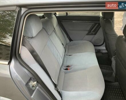 Опель Вектра 2004 в Киеве на Automoto.ua Серый Опель Вектра, объемом двигателя 2.02 л и пробегом 384 тыс. км за 3452 $, фото 68 на Automoto.ua