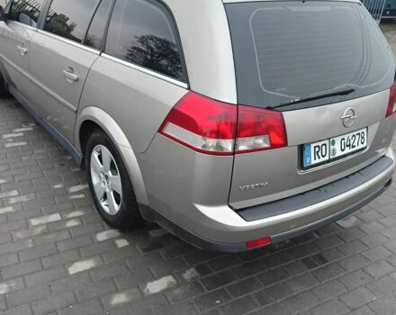 Серый Опель Вектра, объемом двигателя 1.9 л и пробегом 195 тыс. км за 2669 $, фото 3 на Automoto.ua