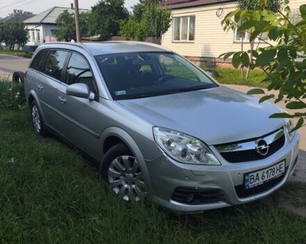 Серый Опель Вектра, объемом двигателя 2.2 л и пробегом 260 тыс. км за 3000 $, фото 2 на Automoto.ua