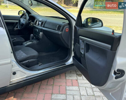 Сірий Опель Вектра, об'ємом двигуна 1.91 л та пробігом 300 тис. км за 4800 $, фото 7 на Automoto.ua