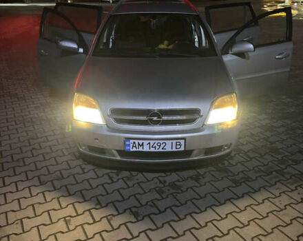 Серый Опель Вектра, объемом двигателя 1.9 л и пробегом 290 тыс. км за 3900 $, фото 6 на Automoto.ua