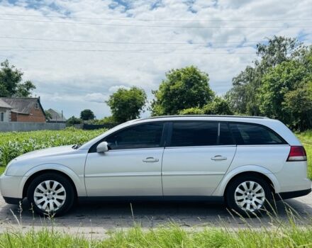 Серый Опель Вектра, объемом двигателя 2.2 л и пробегом 178 тыс. км за 2500 $, фото 1 на Automoto.ua