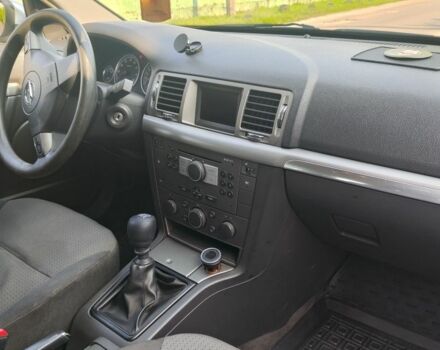 Серый Опель Вектра, объемом двигателя 2.2 л и пробегом 260 тыс. км за 3000 $, фото 6 на Automoto.ua