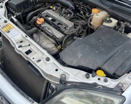 Сірий Опель Вектра, об'ємом двигуна 1.6 л та пробігом 2 тис. км за 4200 $, фото 3 на Automoto.ua