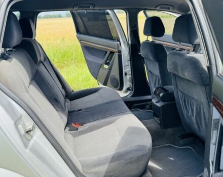 Серый Опель Вектра, объемом двигателя 2.2 л и пробегом 178 тыс. км за 2500 $, фото 11 на Automoto.ua