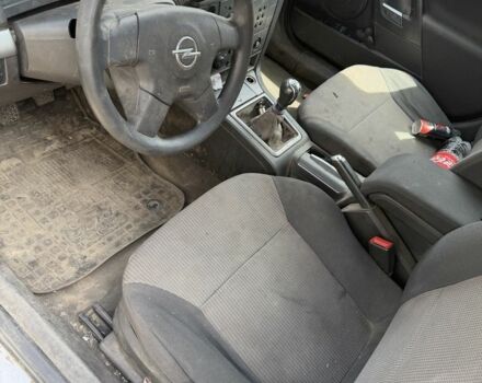 Сірий Опель Вектра, об'ємом двигуна 2 л та пробігом 300 тис. км за 999 $, фото 4 на Automoto.ua