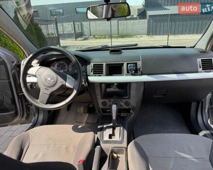 Сірий Опель Вектра, об'ємом двигуна 2.2 л та пробігом 228 тис. км за 3850 $, фото 14 на Automoto.ua