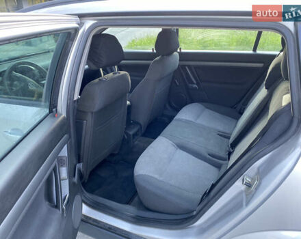 Серый Опель Вектра, объемом двигателя 1.91 л и пробегом 279 тыс. км за 3799 $, фото 16 на Automoto.ua