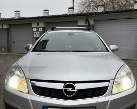Серый Опель Вектра, объемом двигателя 1.9 л и пробегом 244 тыс. км за 5400 $, фото 1 на Automoto.ua
