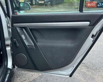 Серый Опель Вектра, объемом двигателя 1.9 л и пробегом 294 тыс. км за 5490 $, фото 19 на Automoto.ua