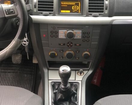 Серый Опель Вектра, объемом двигателя 1.9 л и пробегом 298 тыс. км за 2850 $, фото 6 на Automoto.ua