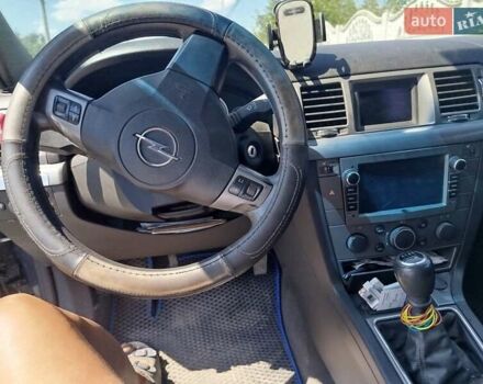 Сірий Опель Вектра, об'ємом двигуна 1.9 л та пробігом 255 тис. км за 5599 $, фото 3 на Automoto.ua