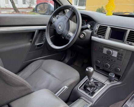 Серый Опель Вектра, объемом двигателя 1.9 л и пробегом 213 тыс. км за 2750 $, фото 11 на Automoto.ua