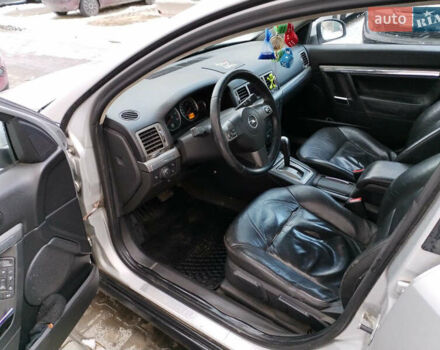 Сірий Опель Вектра, об'ємом двигуна 1.9 л та пробігом 285 тис. км за 5850 $, фото 15 на Automoto.ua